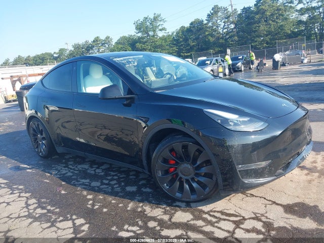 2022 TESLA MODEL Y 7SAYGDEF5NF457448 Photo 0