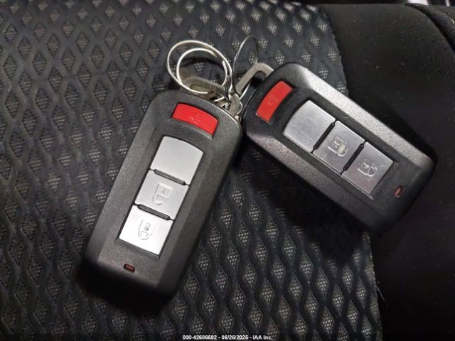 2018 MITSUBISHI OUTLANDER JA4AZ3A31JZ033066 Photo 10