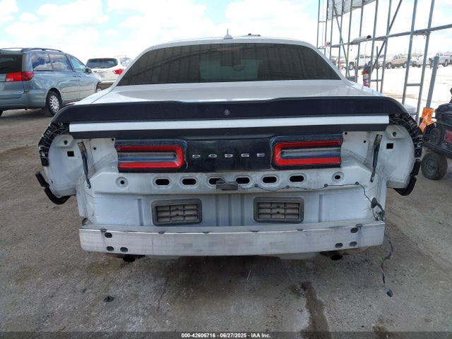 2C3CDZAG5JH209527 Dodge 2018