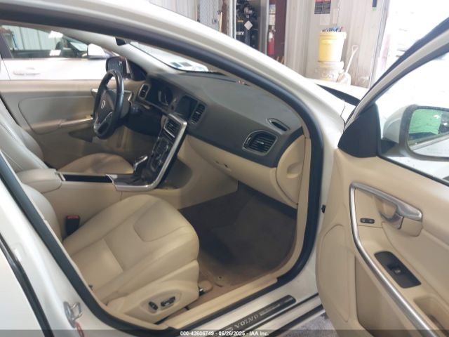 2015 VOLVO S60 YV1612TB6F1305032 Photo 4