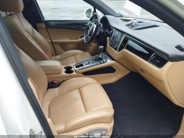 2018 PORSCHE MACAN WP1AA2A57JLB05494 Photo 4