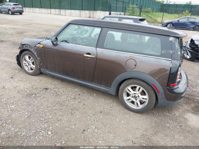 2012 MINI COOPER CLUBMAN WMWZF3C5XCT190128 Photo 2