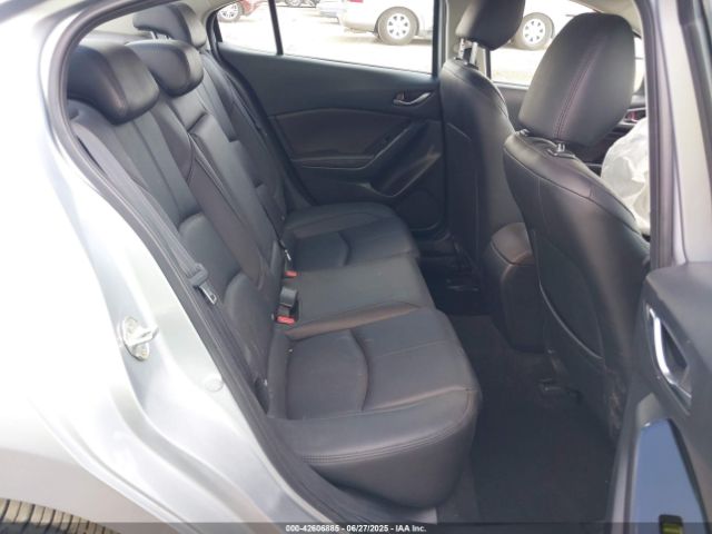 2018 MAZDA MAZDA3 3MZBN1V37JM177580 Photo 7