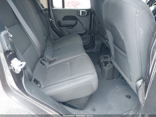 1C6HJTAG8NL113611 Jeep 2022