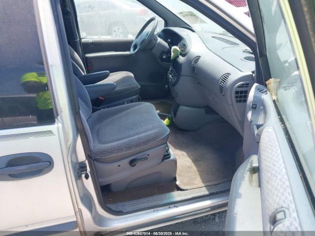 2000 DODGE CARAVAN 2B4GP2535YR886677 Photo 4