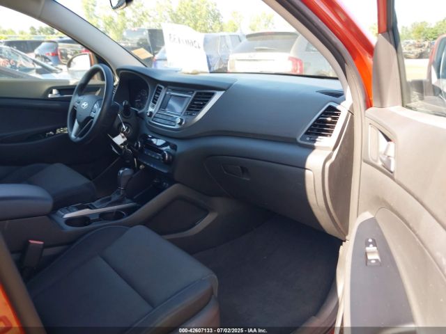2016 HYUNDAI TUCSON KM8J3CA43GU225431 Photo 4
