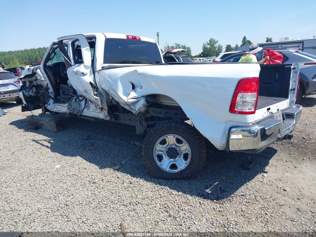 3C6UR5JL9MG555213 RAM 2500