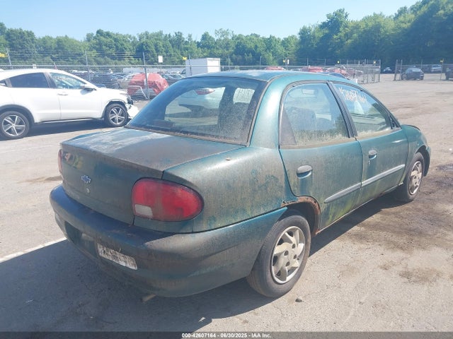 42607164 :رقم المزاد ، 2C1MR522XW6702763 vin ، 1998 Chevrolet Metro Lsi مزاد بيع