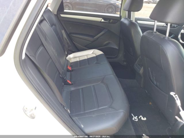 2015 VOLKSWAGEN PASSAT 1VWAT7A37FC112814 Photo 7