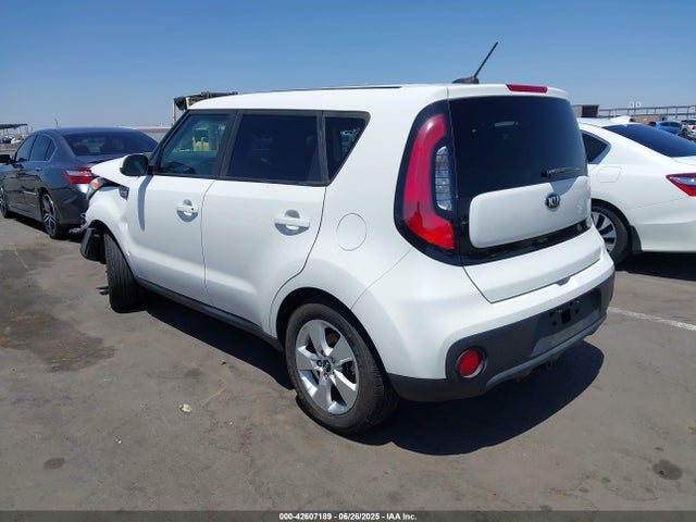 KIA g 2018 KNDJN2A21J7546218 Image 3