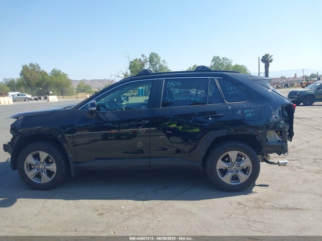 JTMMWRFV7RD219101 Toyota Rav4 Hybrid Le