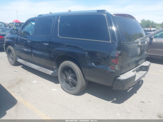 2004 CADILLAC ESCALADE ESV 3GYFK66N64G103607 Photo 2