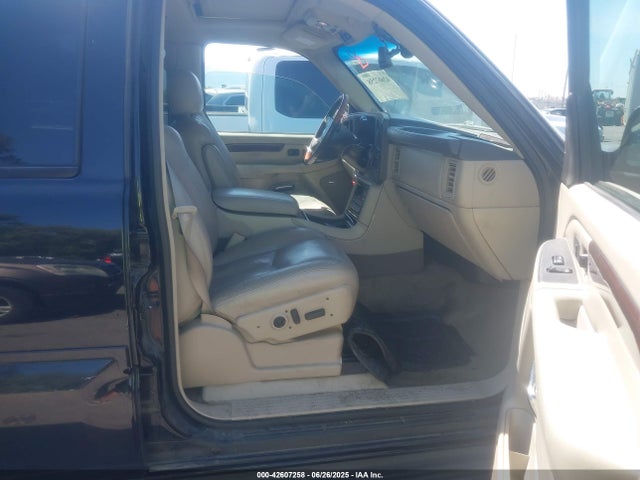 2004 CADILLAC ESCALADE ESV 3GYFK66N64G103607 Photo 4