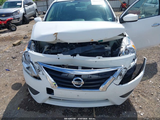 3N1CN7APXKL877056 Nissan 2019
