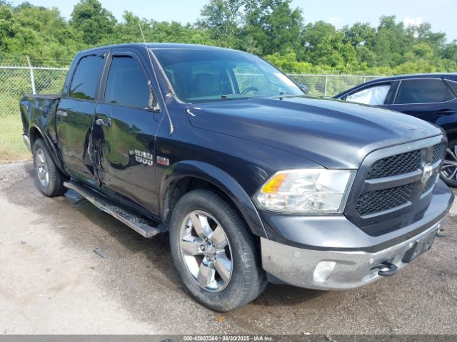 2015 RAM 1500 1C6RR6LT3FS675853