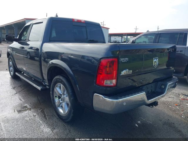 2015 RAM 1500 1C6RR6LT3FS675853 Photo 2