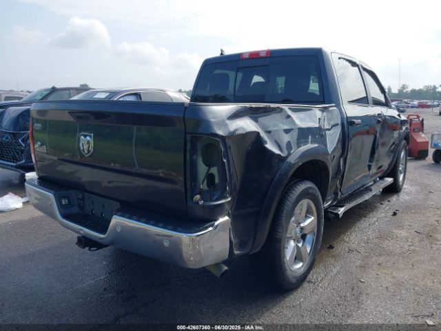 2015 RAM 1500 1C6RR6LT3FS675853 Photo 3