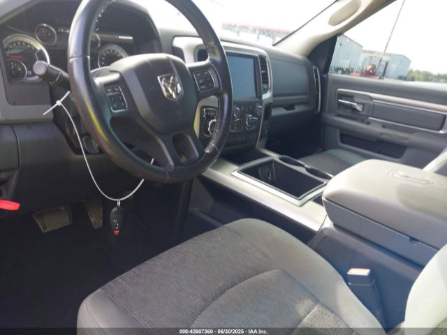 2015 RAM 1500 1C6RR6LT3FS675853 Photo 4