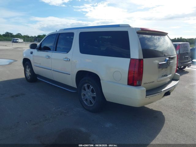 2007 CADILLAC ESCALADE ESV 1GYFK66847R334925 Photo 2