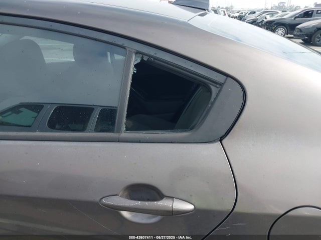 KIA 2014 2014 KNAFK4A66E5055722 Image 17