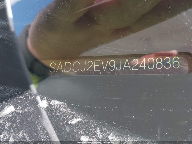 2018 JAGUAR F-PACE SADCJ2EV9JA240836 Photo 8