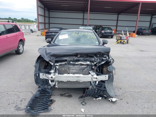 WDDWJ6EB2KF856216 Mercedes-Benz m276