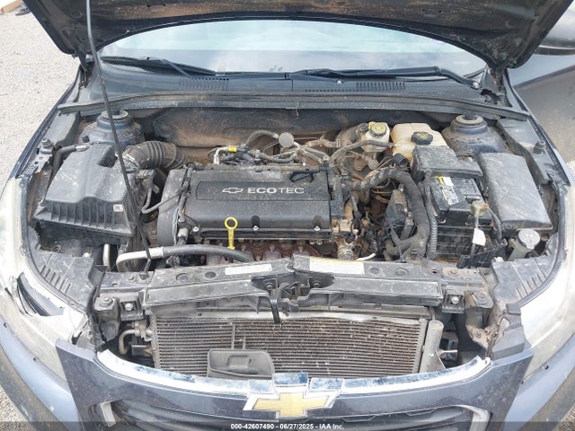 1G1PA5SHXF7101549 Chevrolet luw