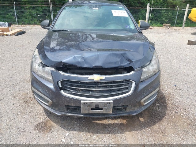 1G1PA5SHXF7101549 Chevrolet luw