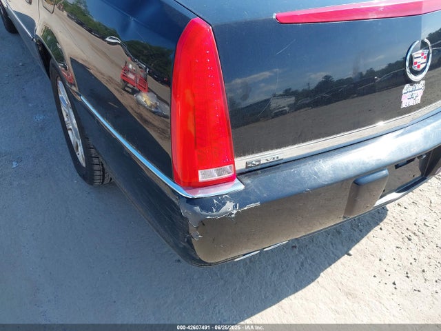 2010 CADILLAC DTS 1G6KR5EY7AU126587 Photo 5