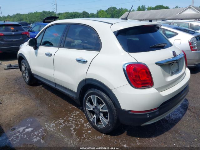 2016 FIAT 500X ZFBCFXBT6GP348921 Photo 2