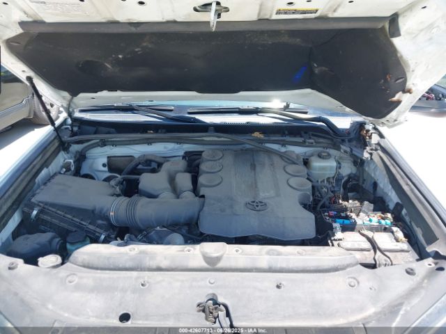 2018 TOYOTA 4RUNNER JTEBU5JRXJ5595186 Photo 9