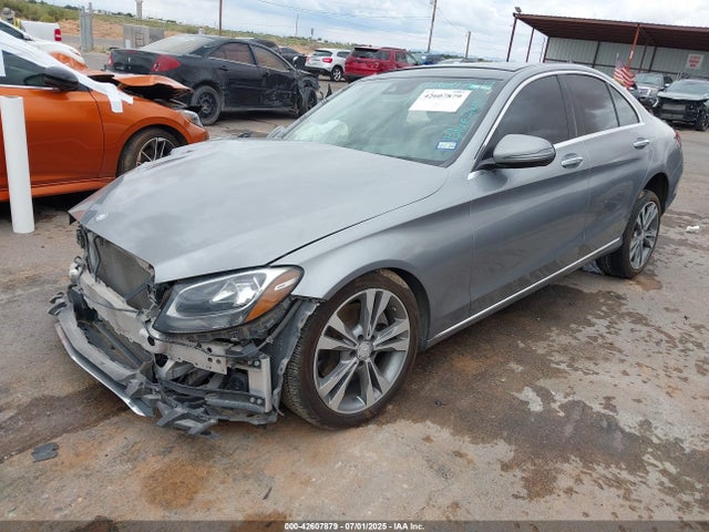 Mercedes-Benz 2016 2016 55SWF4KB2GU157750 Image 2