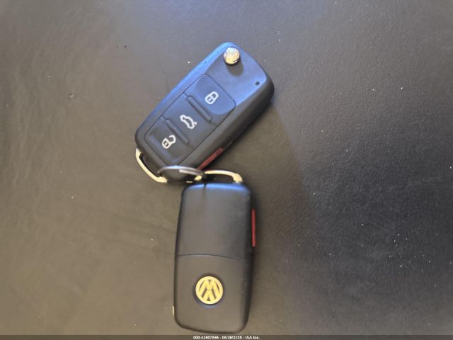 3VWD17AJ7EM249444 Volkswagen 2014