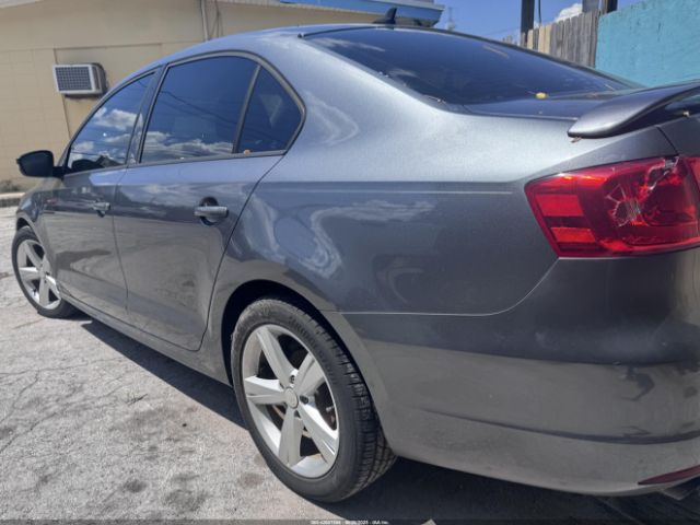 3VWD17AJ7EM249444 Volkswagen 2014