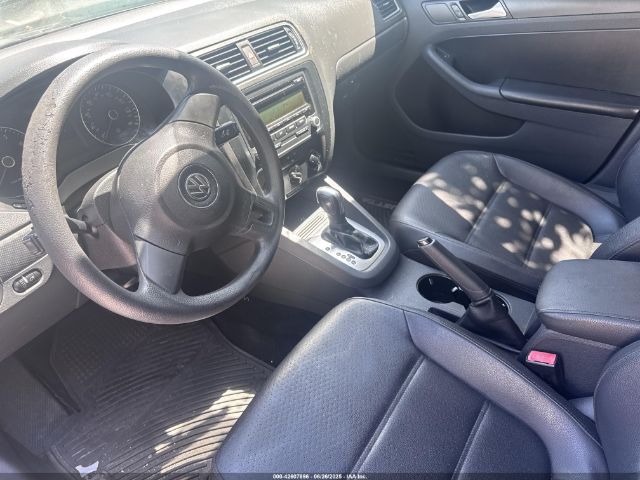 3VWD17AJ7EM249444 Volkswagen 2014
