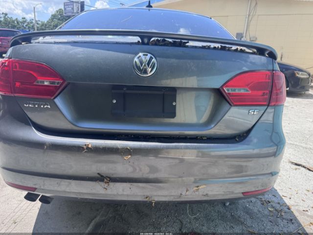 3VWD17AJ7EM249444 Volkswagen 2014