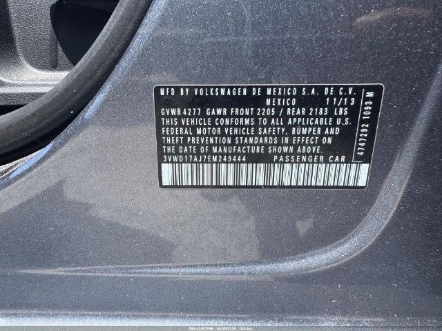 3VWD17AJ7EM249444 Volkswagen 2014