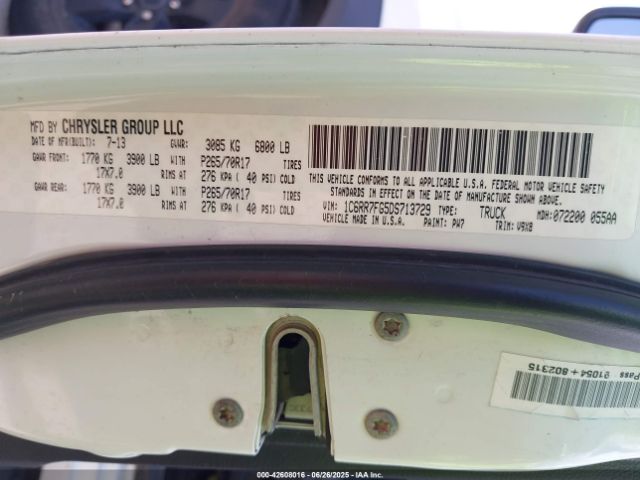 2013 RAM 1500 1C6RR7FG5DS713729 Photo 8