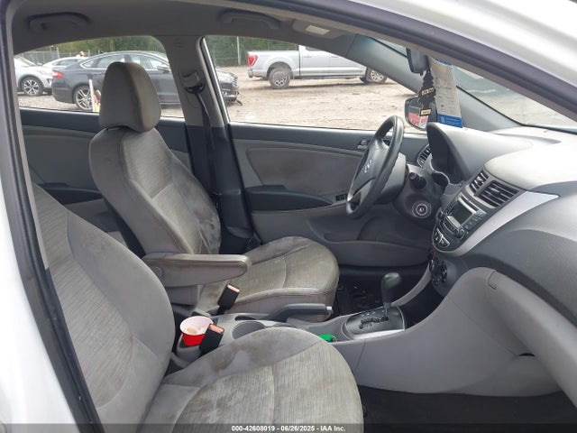 KMHCT4AE4HU261749 Hyundai 2017