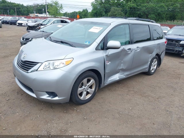 Aukcja sprzedaży 2014 Toyota Sienna Le V6 8 Passenger, vin: 5TDKK3DC7ES468739, numer aukcji: 42608139