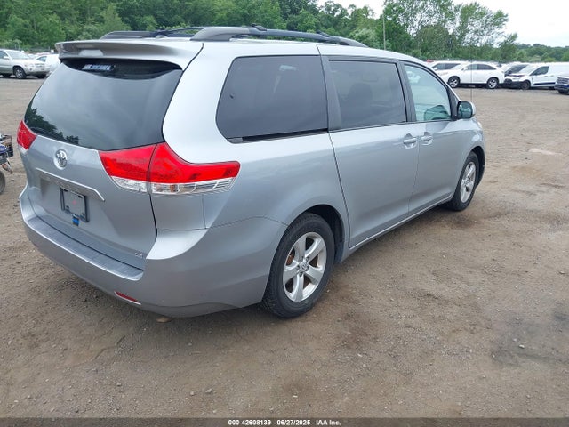 Aukcja sprzedaży 2014 Toyota Sienna Le V6 8 Passenger, vin: 5TDKK3DC7ES468739, numer aukcji: 42608139