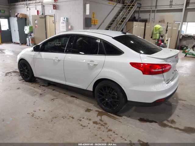 Ford 2015 2015 1FADP3F23FL361260 Image 3