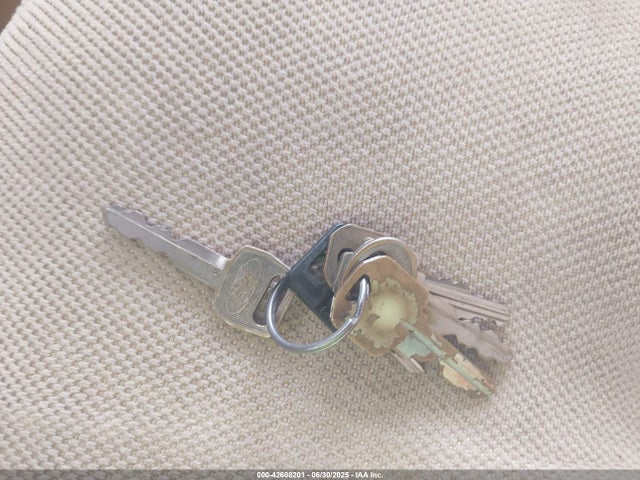 1989 FORD ECONOLINE 1FDKE30G1KHB22939 Photo 10