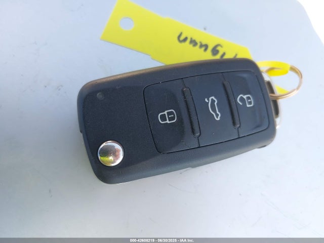 2016 VOLKSWAGEN TIGUAN WVGAV7AX4GW582181 Photo 10
