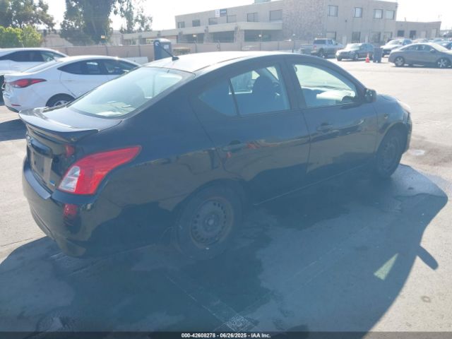 3N1CN7AP9FL925815 Nissan 2015