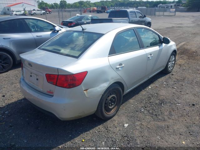 2013 KIA FORTE KNAFU4A2XD5645511 Photo 3