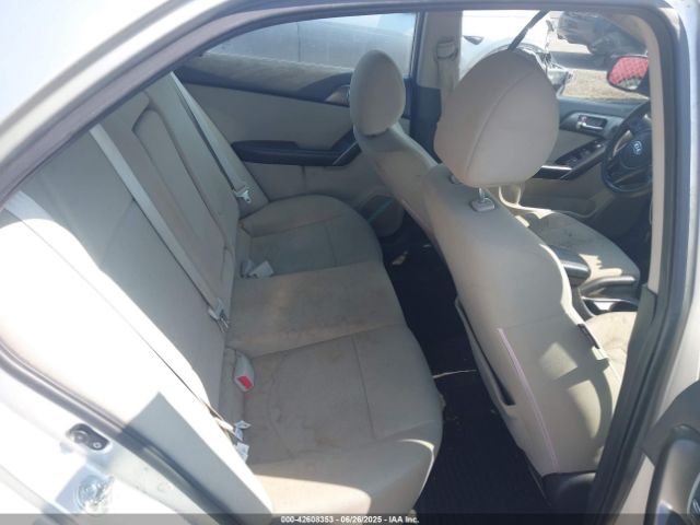 2013 KIA FORTE KNAFU4A2XD5645511 Photo 7