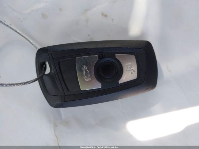WBA3B1G56FNT04702 BMW 2015
