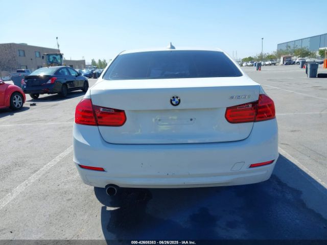 WBA3B1G56FNT04702 BMW 2015