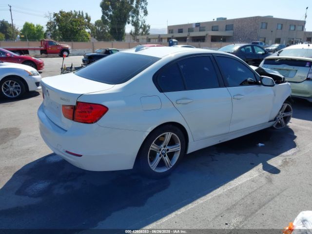WBA3B1G56FNT04702 BMW 2015